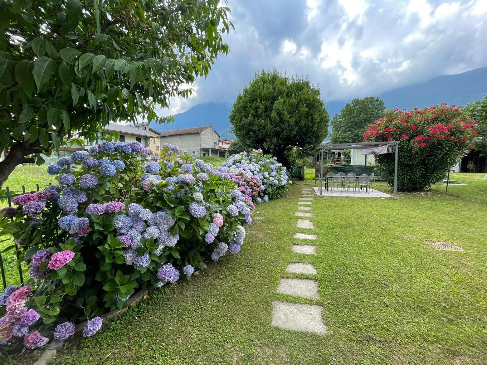 Como Lake Holiday Home คอลีโก ภายนอก รูปภาพ